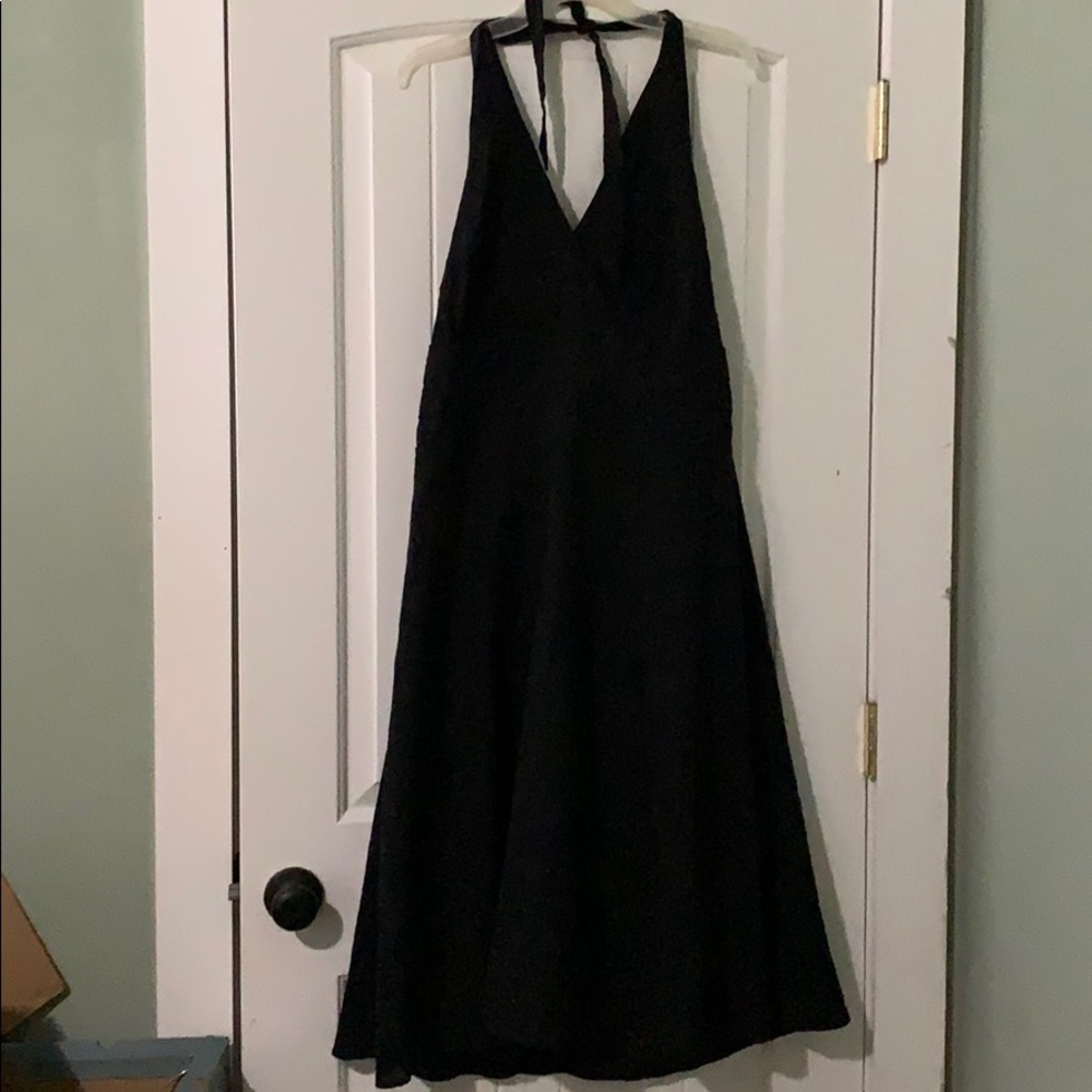 Mini dress, beautifully stitched eyelet design.